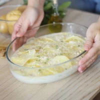 تابه بیضی پیرکس فرانسه 3 لیتر نمونه