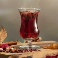 اندازه یک عدد استکان پایه دار پاشاباغچه مدل گالا